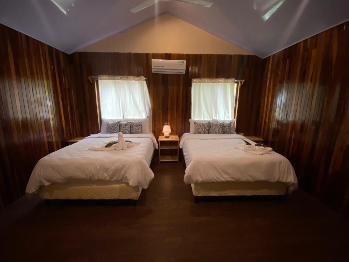 Grand Park Manuel Antonio Quepos Exterior photo